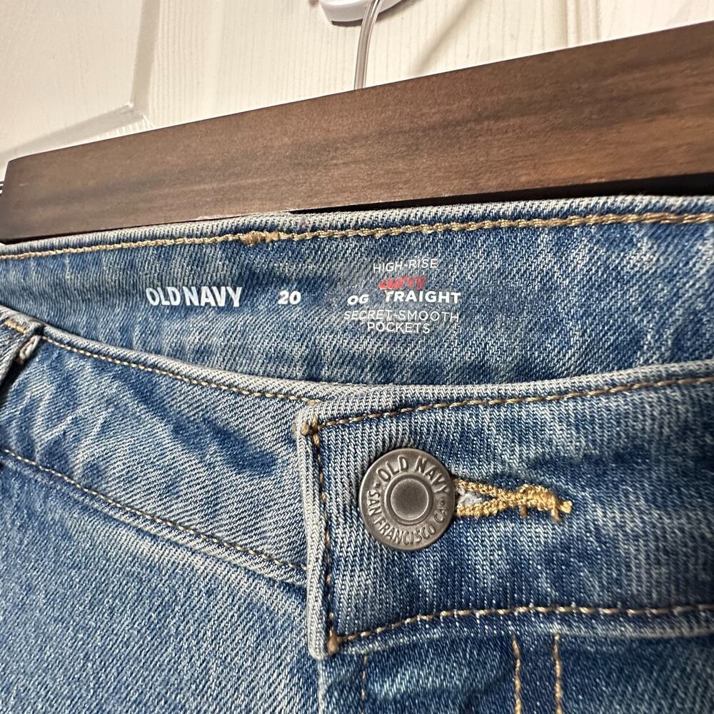 Old Navy Womens Plus 20 Curvy High Rise OG Straight Leg Jeans Medium Wash NWT - Picture 3 of 7